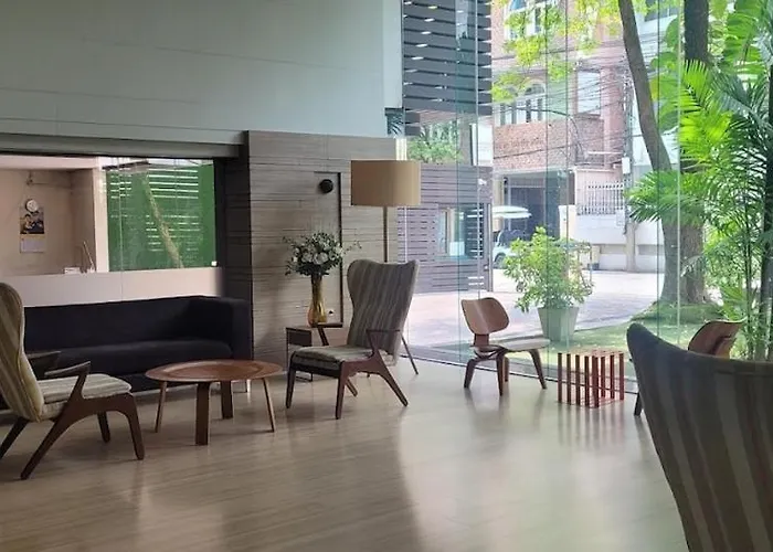 Center Nana 4-guest 100m Nana Bts Apartment *